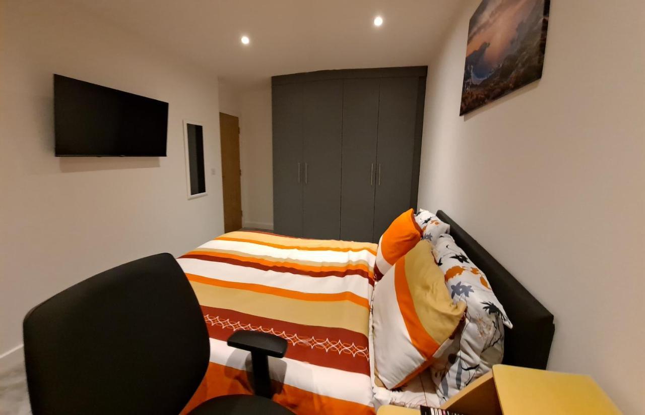 Modern Bedrooms In A House Leeds  Zewnętrze zdjęcie
